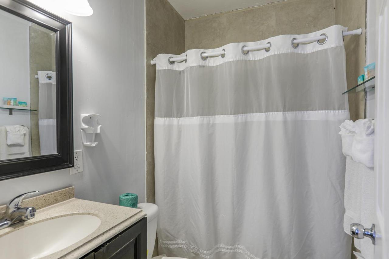 Hollywood Broadwalk Oceanside Hotel المظهر الخارجي الصورة